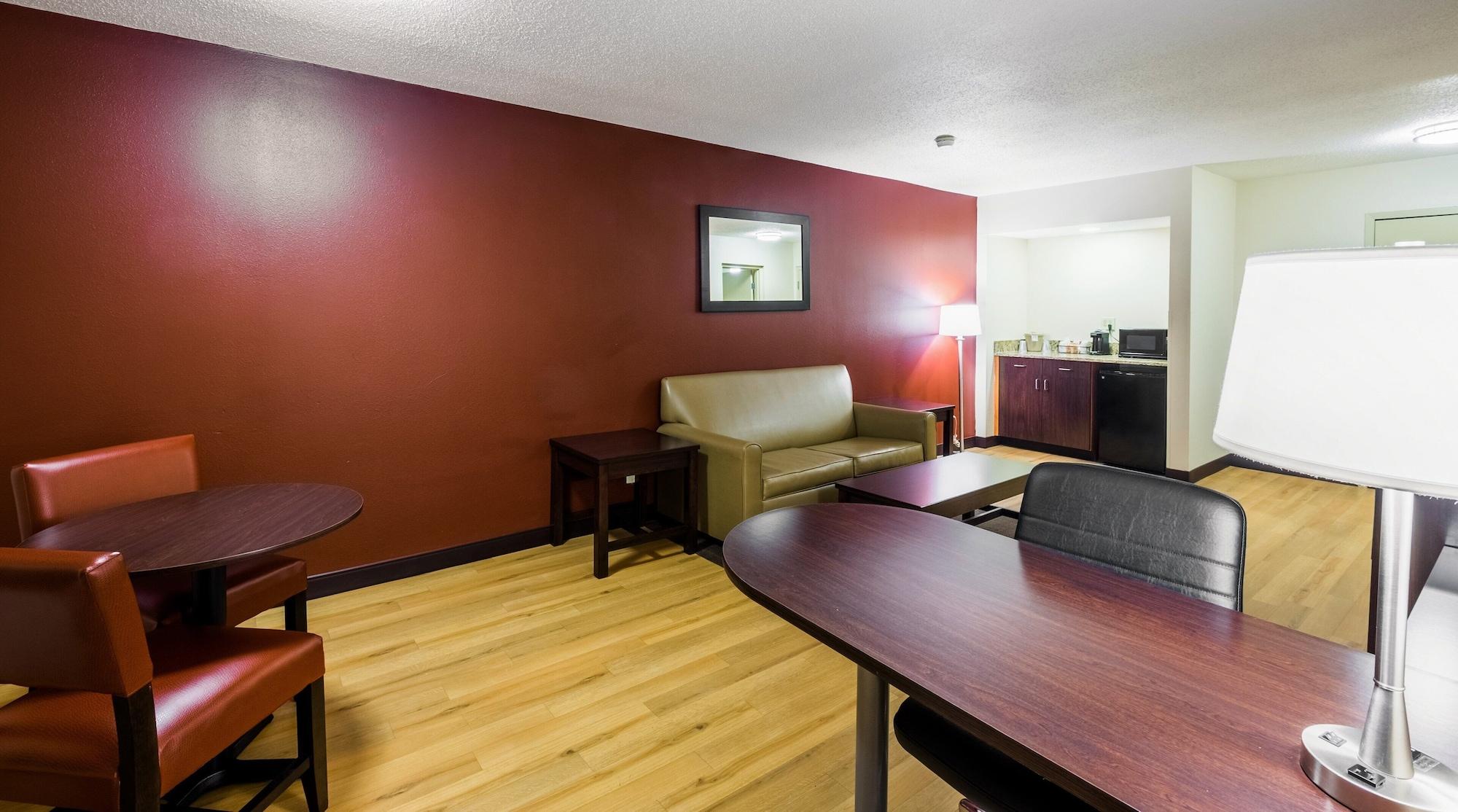 Red Roof Inn Plus+ South Deerfield - Amherst Exterior foto